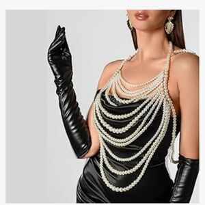 Pearl layered necklace